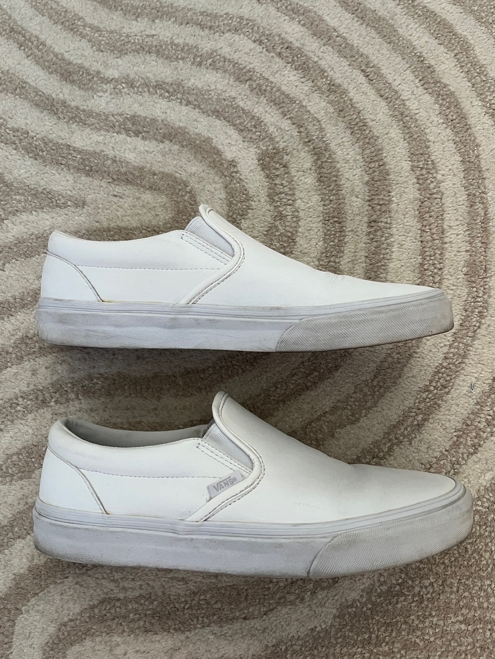 Vans Classic Slip-On Shoe - Picture 3 of 5
